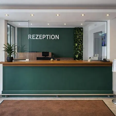 Hotel B1